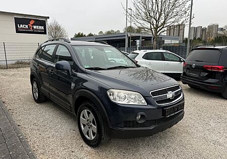 Chevrolet Captiva 2.0 4x4 2008 7 Sitzer Teilleder Klima