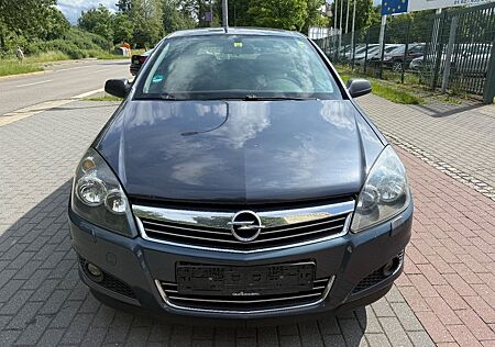 Opel Astra H Lim. Basis