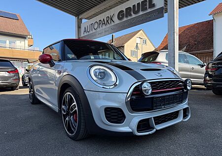 Mini John Cooper Works JOHN_COOPER_WORKS Navi HUD Pano 18" Leder H&K