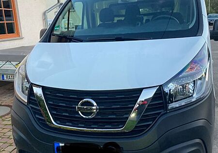 Nissan NV300