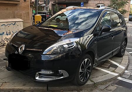 Renault Grand Scenic Bose AHK Dachreling getönte Scheibe