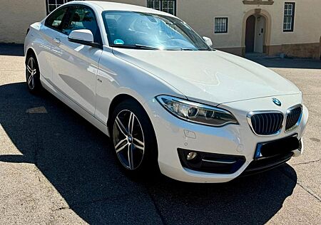 BMW 218d Coupé Sport Line *TÜV neu