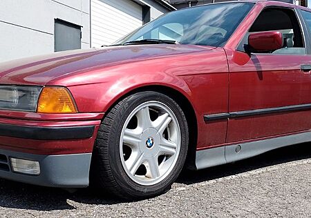 BMW 320iA LEDER AUTOMATIK H-ZULASSUNG