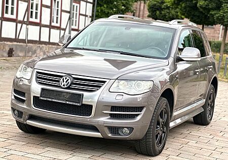 VW Touareg Volkswagen V6 R-Line 3.0 TDI Automatik Leder AHK.