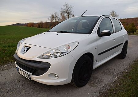 Peugeot 206 plus 1.4 75PS