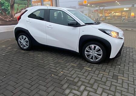 Toyota Aygo (X) Aygo (X) 1.0-l-VVT-i Play S-CVT Play