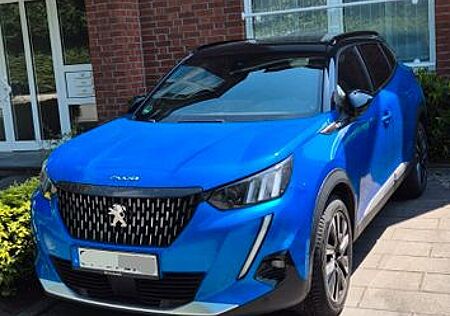 Peugeot 2008 PureTech 155 EAT8 GT GT