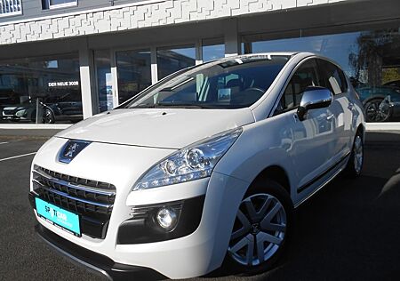 Peugeot 3008 HYbrid4 2.0 HDi 165 *Allrad+Navigation*