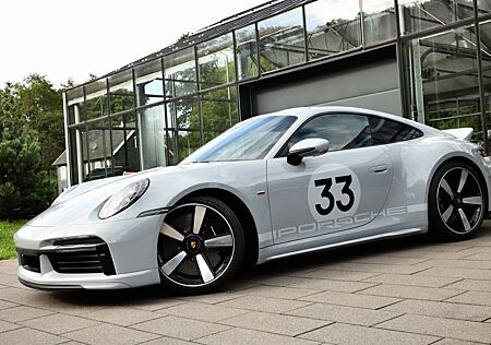 Porsche 992 911 Sport Classic PCCB LIFT BOSE SOFORT !!!!