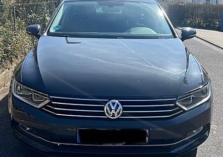 VW Passat Variant Volkswagen 2.0 TDI Comfortline Variant C...