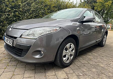 Renault Megane Expression 1.6 16V 100 Expression