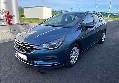 Opel Astra K Sports Tourer Business