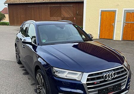 Audi SQ5 3.0 TFSI tiptronic quattro -