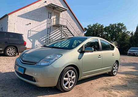 Toyota Prius 1.5-l-VVT-i Sol Sol