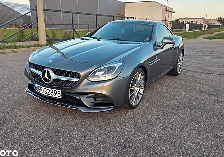 Mercedes-Benz SLC 300 Autom. -