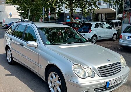 Mercedes-Benz C 180 KOMPRESSOR T CLASSIC Classic