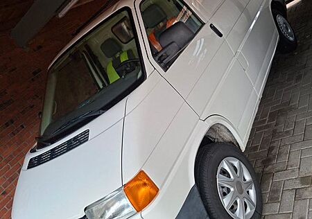 VW T4 Kombi Volkswagen T4 Bulli