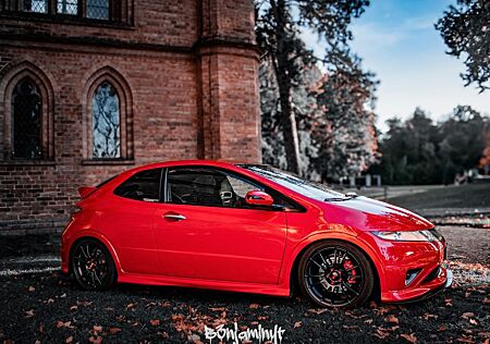 Honda Civic 2.0 Type R FN2