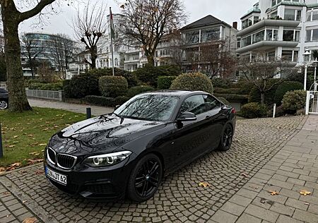 BMW 218i Coupé M Sport, 1. Hand, SH bei , 18Z