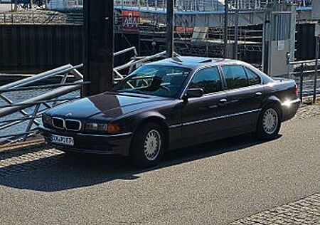 BMW 730i Auto