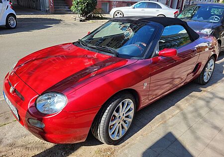 MG MGF 1.8i - mit viel Sonderausstattung