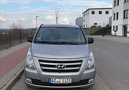 Hyundai H-1 2.5 CRDI Aut. Travel*Leder*Gutachten*Alu*
