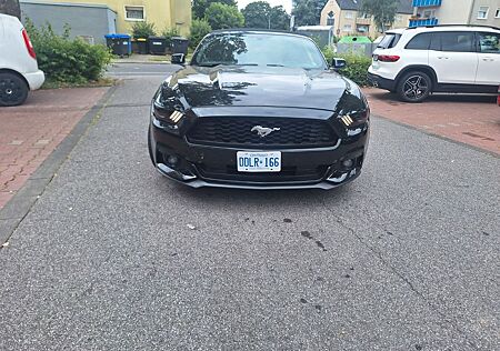 Ford Mustang 2.3 EcoBoost Auto -