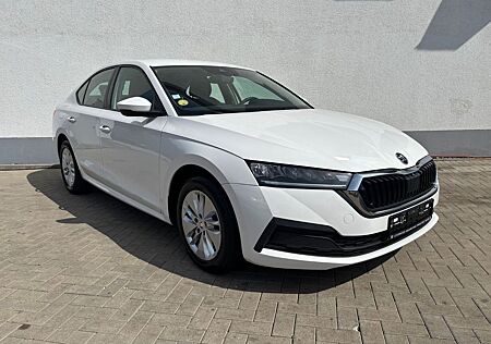Skoda Octavia Lim. Ambition/DSG/Navi/1.Hand/