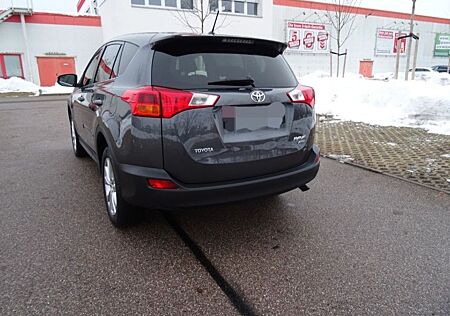 Toyota RAV 4 2,2-l-D-4D 4x4 Travel Automatik Travel