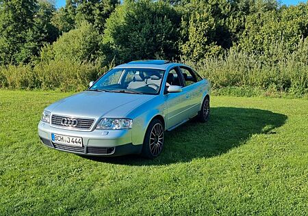 Audi A6 2.4 - in einem sehr gutem Zustand