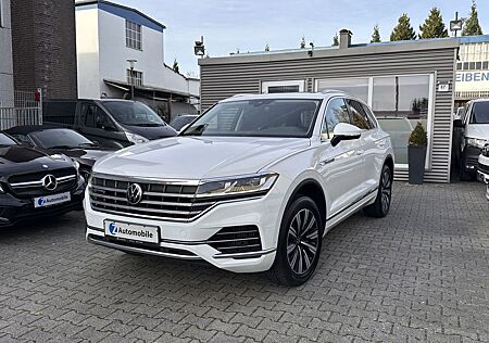 VW Touareg Volkswagen eHybrid Atmosphere Panorama/AHK