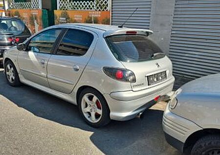 Peugeot 206 JBL 75 JBL