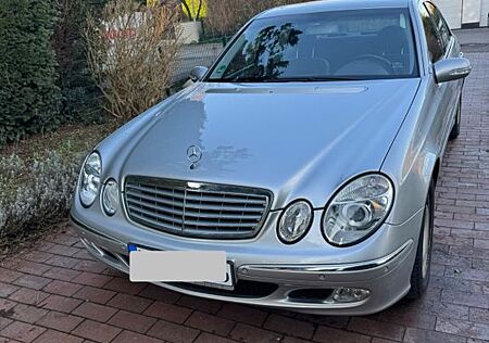 Mercedes-Benz E 320 Elegance