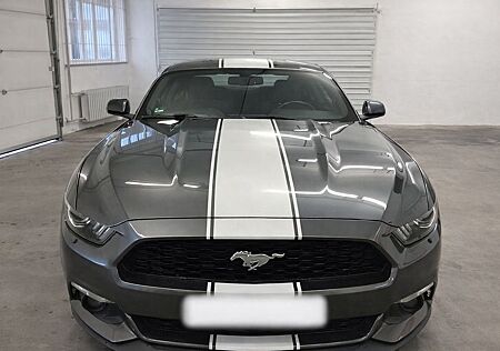 Ford Mustang 2.3 EcoBoost Coupe Aut.+Klimaaut.+EU6+