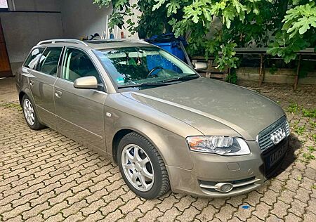 Audi A4 2.0 T FSI tiptronic quattro Avant -