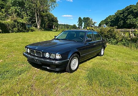 BMW 750