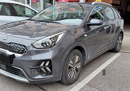 Kia Niro gebraucht kaufen Kia Niro 1.6 GDI Hybrid Vision Vision