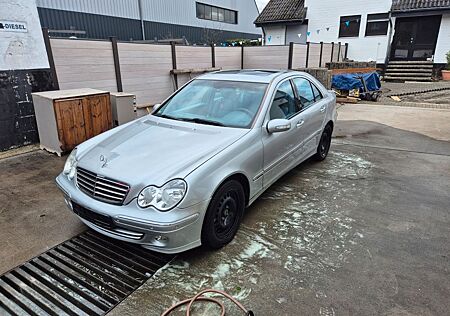 Mercedes-Benz C 180 Kompressor Avantgarde W203