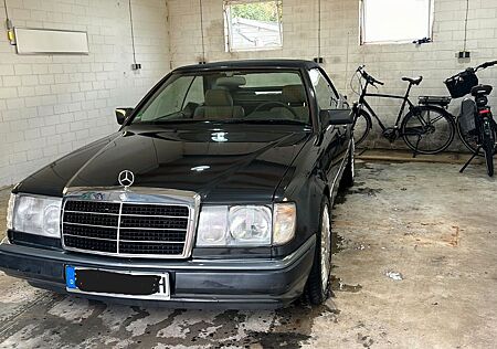 Mercedes-Benz 300 CE -24 Cabrio w124