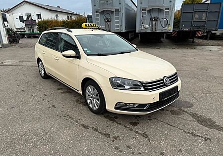 VW Passat Variant Volkswagen Trendline BlueMotion