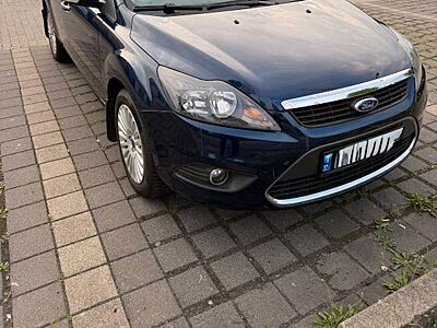Ford Focus 1,6 Ghia TÜV bis 02/27