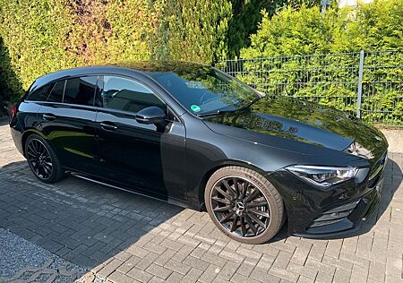Mercedes-Benz CLA 200 Shooting Brake -AMG Night 7G Multibeam