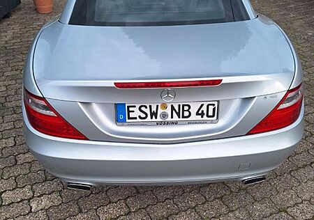 Mercedes-Benz SLK 200 -