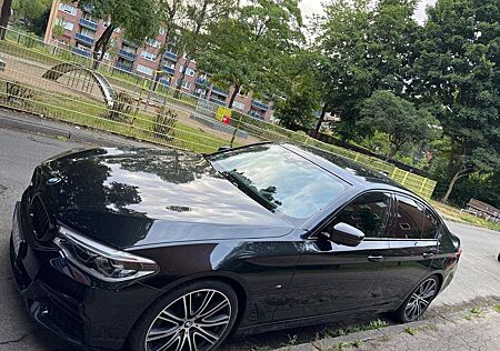 BMW 520d xDrive A -M Paket