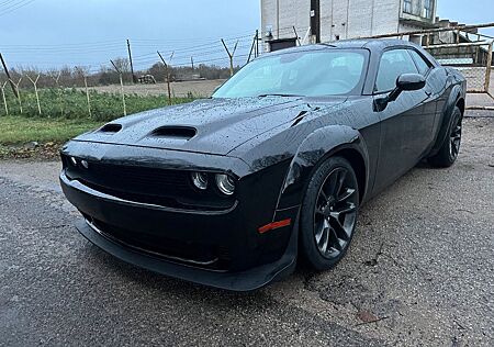 Dodge Challenger SRT 6.4 WIDEBODY