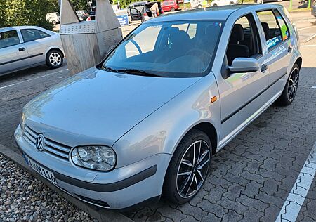 VW Golf Volkswagen 4 1.6 SR Automatik