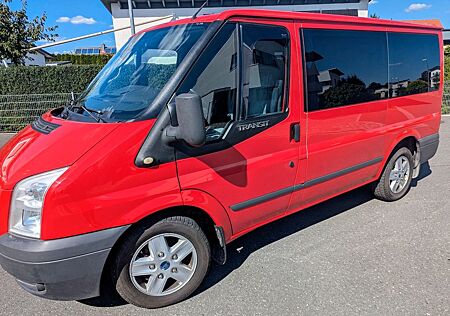 Ford Transit Euroline - Camper und Platzwunder