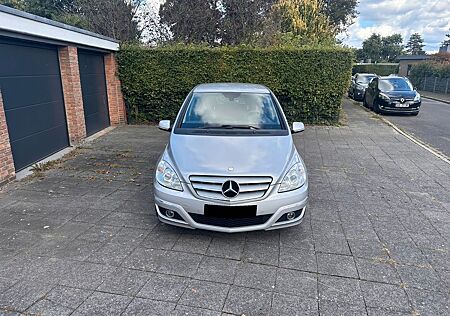 Mercedes-Benz B 180 CDI -