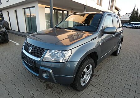 Suzuki Grand Vitara 1.9 DDIS Allrad 4x4 Alu AHK Grau M