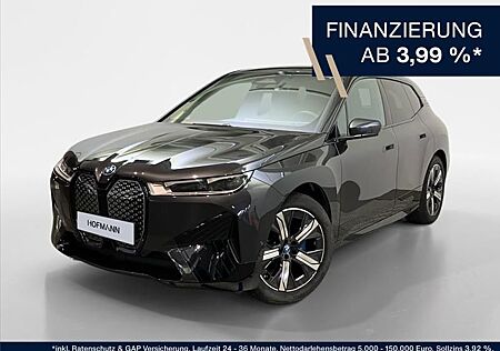 BMW iX xDrive40 Sportpaket AHK+H/K+SHZ+Keyless